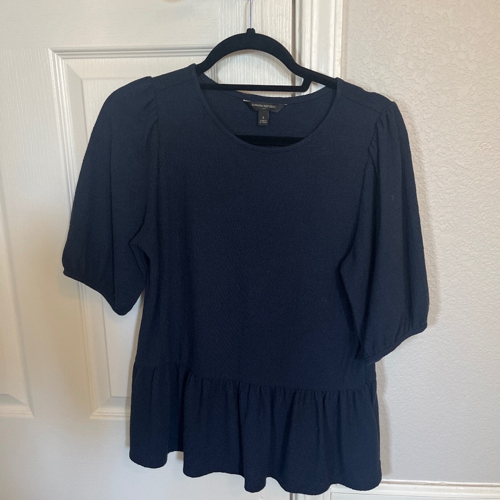 Banana Republic shirt size S